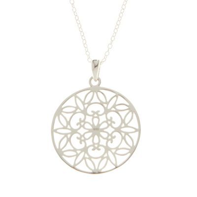 Sterling silver flower disc pendant necklace